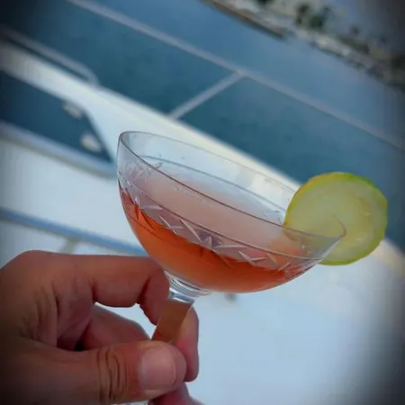 Docked Boat 보트호텔 르발카레스