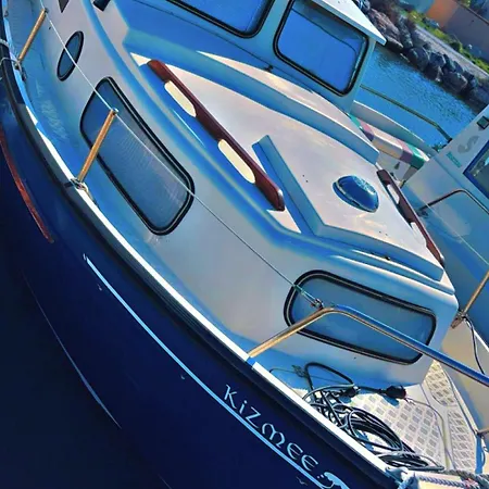 Docked Boat * Le Barcares